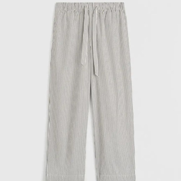 LIMITED EDITION TEKLA Poplin pants in S and shirt size M Retail around 700$ - Picture 4 of 5